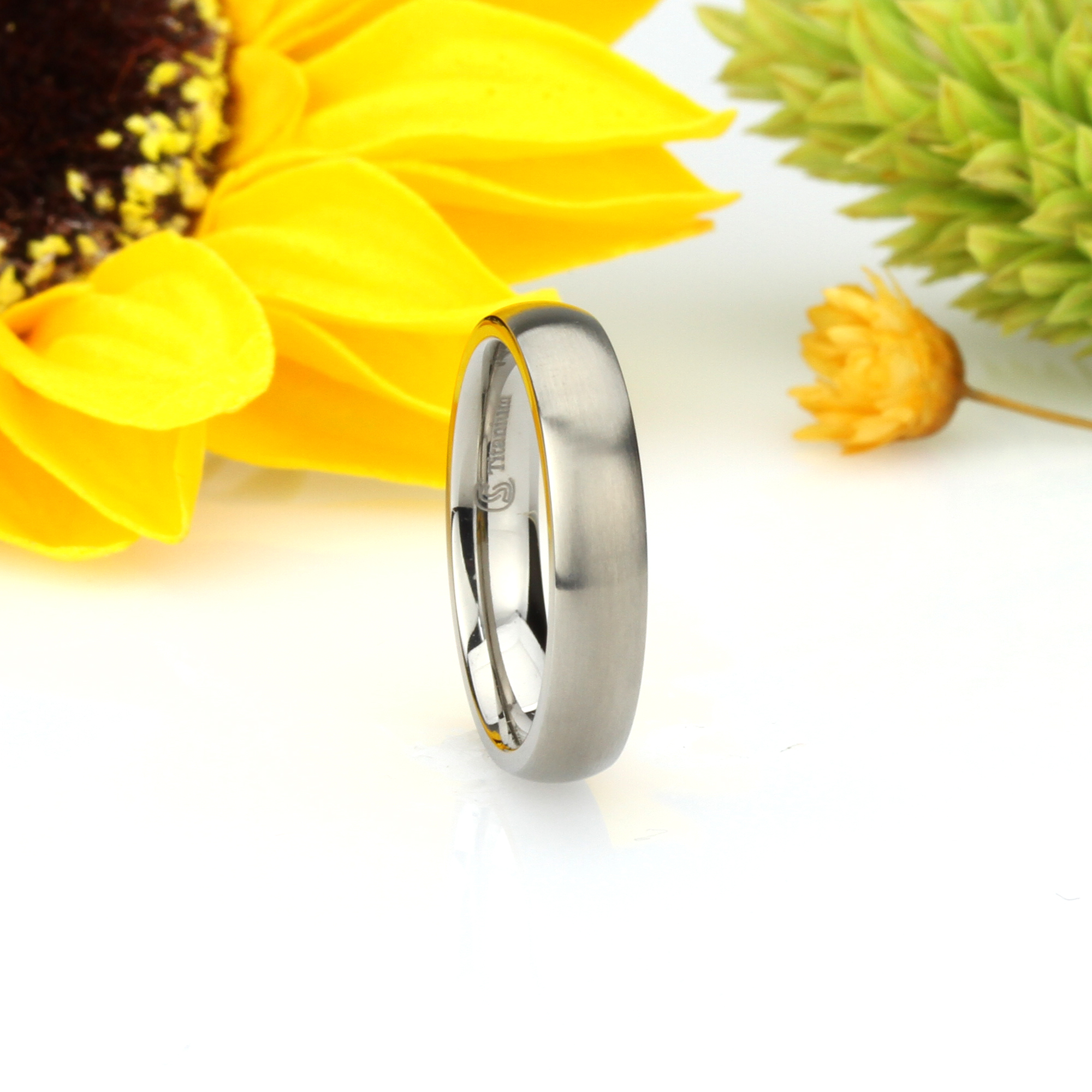 Men Women 4MM Comfort Fit Titanium Wedding Band Classic Domed Ring