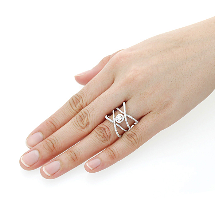 18mm Rhodium Plated Silver CZ Halo Center Intertwined Design Right Hand Ring