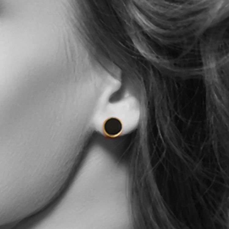 Women 14K Yellow Gold 8mm Round Simulated Onyx Bezel Stud Earrings