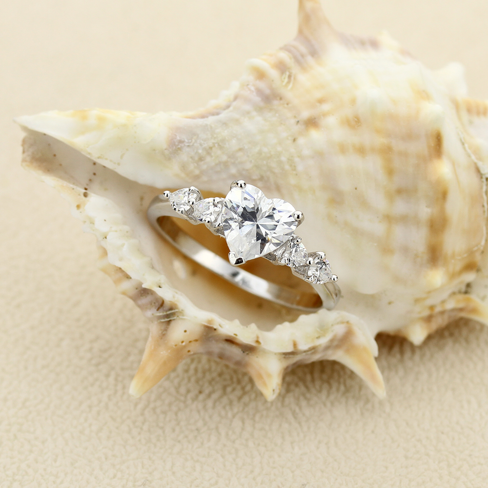 925 Sterling Silver Heart CZ Five Stone Promise Ring 9MM