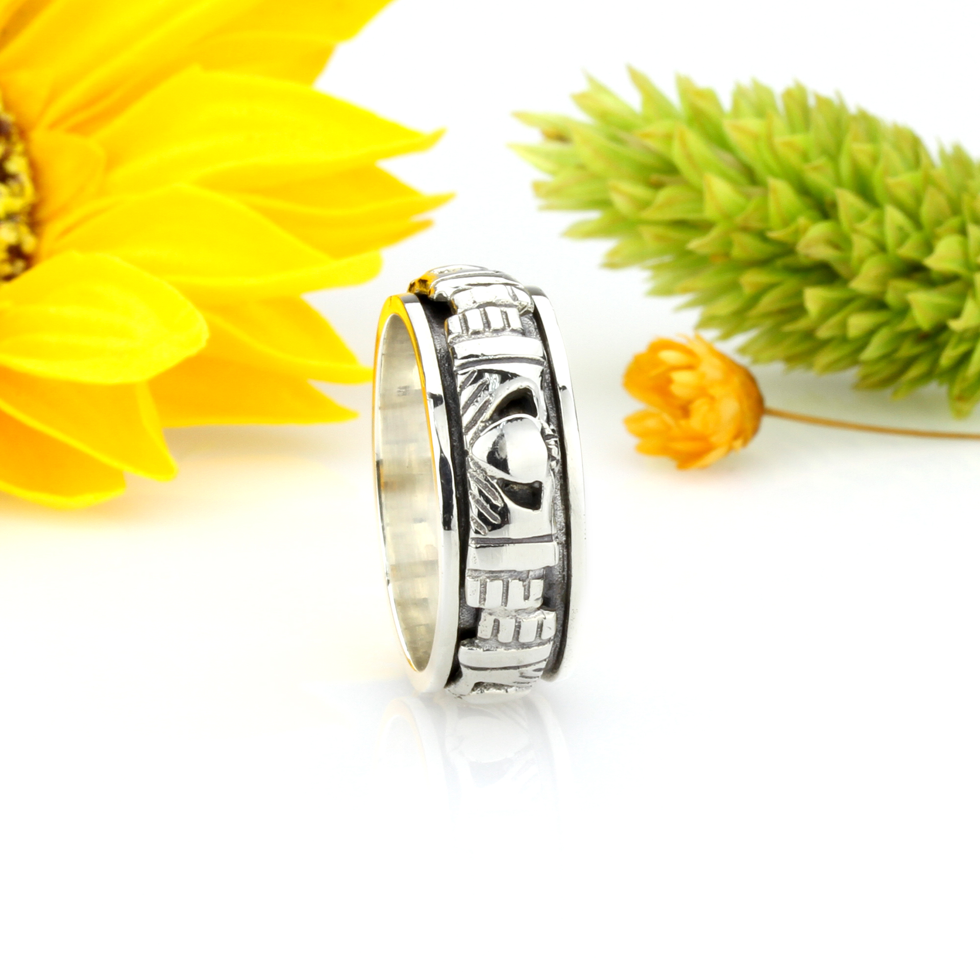 Men Women 9mm 925 Sterling Silver Band Oxidized Finish Claddagh Spinner Ring